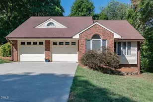 612 Wildwood Ln, Graham, NC 27253 - Photo 2