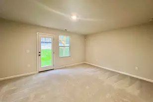 2533 Chert Ln, Raleigh, NC 27610 - Photo 4