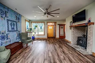 423 Old NC 87, Cameron, NC 28326 - Photo 2