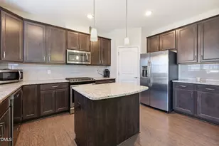 2104 Peakside Dr, Apex, NC 27523 - Photo 18