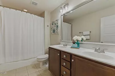 7829 Allscott Way, Raleigh, NC 27612 - Photo 8