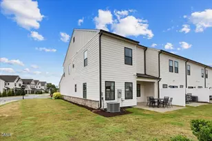 48 Paperwhite Pl, Clayton, NC 27527 - Photo 8