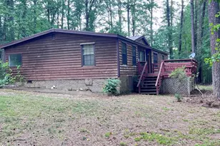 197 E Holly Ln, Henderson, NC 27537 - Photo 2