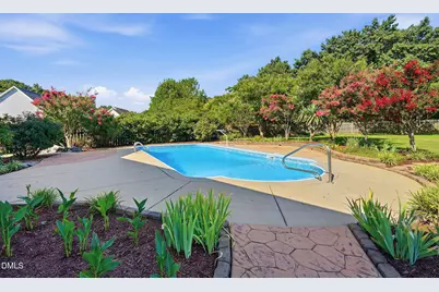 173 Solomon Circle, Four Oaks, NC 27524 - Photo 2