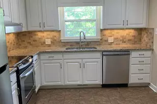 1129 Strawbush Rd, Rocky Mount, NC 27804 - Photo 8