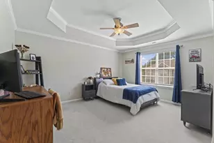 5414 Silver Moon Ln, Raleigh, NC 27606 - Photo 6