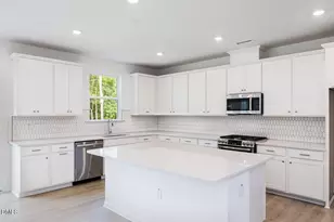 516 Soar Ln, Wendell, NC 27591 - Photo 2