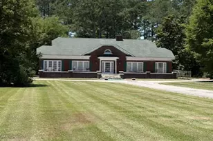 1202 E Cumberland St, Dunn, NC 28334 - Photo 1