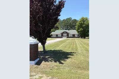 1202 E Cumberland Street, Dunn, NC 28334 - Photo 4