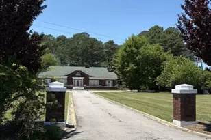 1202 E Cumberland St, Dunn, NC 28334 - Photo 6