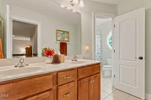 240 Norwalk St, Holly Springs, NC 27540 - Photo 32