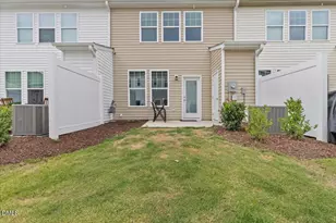 702 Rdg Clf Ln, Zebulon, NC 27597 - Photo 10