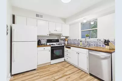 108 Ephesus Church Road #414, Chapel Hill, NC 27517 - Photo 10