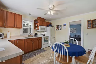 116 W Academy Street, Wendell, NC 27591 - Photo 10