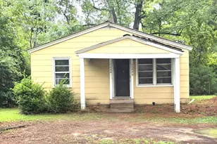 1405 Grace St, Scotland Neck, NC 27874 - Photo 1