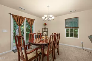 406 Carrie Ct, Burlington, NC 27215 - Photo 8