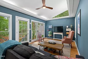 7 Fox Chase Ln, Durham, NC 27713 - Photo 8