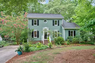 7 Fox Chase Ln, Durham, NC 27713 - Photo 2