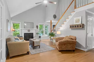 7 Fox Chase Ln, Durham, NC 27713 - Photo 4