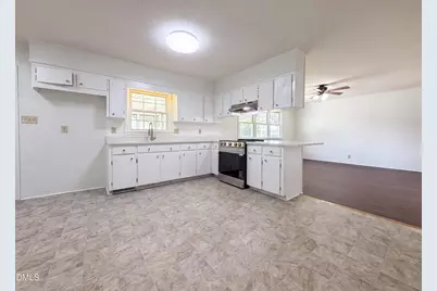 800 Lucas Street, Erwin, NC 28339 - Photo 4