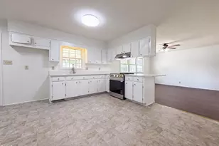 800 Lucas St, Erwin, NC 28339 - Photo 4
