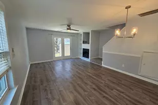 2041 Persimmon Ridge Dr, Raleigh, NC 27604 - Photo 2