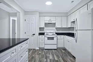 708 Powell Dr, Raleigh, NC 27606 - Photo 18