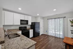 918 E Green St, Franklinton, NC 27525 - Photo 10