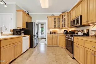 209 Wild Holly Ln, Holly Springs, NC 27540 - Photo 12