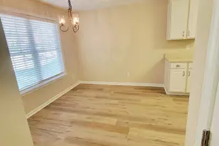 411 Whitehall Ct, Clayton, NC 27520 - Photo 4