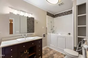 2409 Dunbrook Ct, Raleigh, NC 27604 - Photo 18