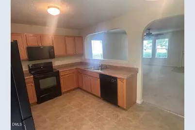 76 Buckleigh Drive, Clayton, NC 27527 - Photo 4