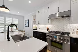 5021 Sandlewood Dr, Raleigh, NC 27609 - Photo 12