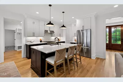 5021 Sandlewood Drive, Raleigh, NC 27609 - Photo 18
