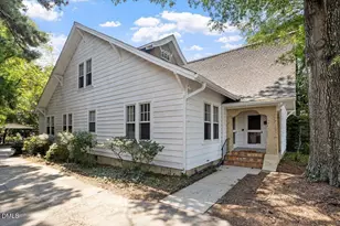 412 N 3rd St, Smithfield, NC 27577 - Photo 4