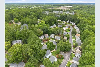 3805 Hollycrest Court, Raleigh, NC 27612 - Photo 36