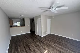 2910 Faversham Pl, Raleigh, NC 27604 - Photo 2