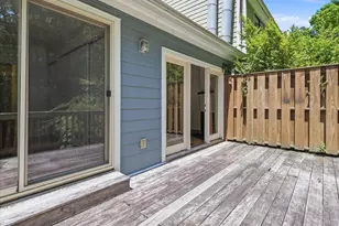 812 Green Ridge Dr, Raleigh, NC 27609 - Photo 22