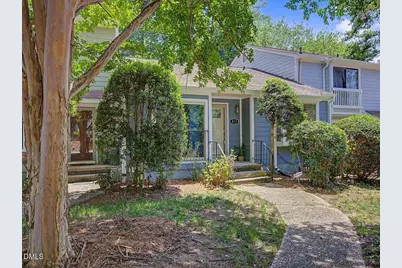 812 Green Ridge Drive, Raleigh, NC 27609 - Photo 2