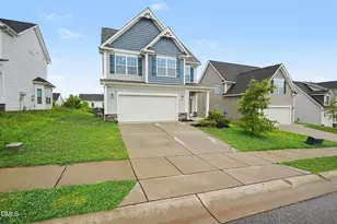 756 Lakemont Dr, Clayton, NC 27520 - Photo 2