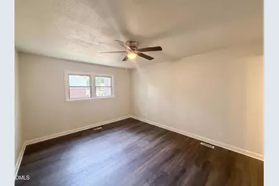 6205 Dello Street, Durham, NC 27712 - Photo 10