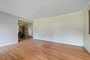 208 E C St, Erwin, NC 28339 - Photo 6