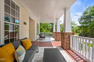 102 Mintawood Ct, Cary, NC 27519 - Photo 4