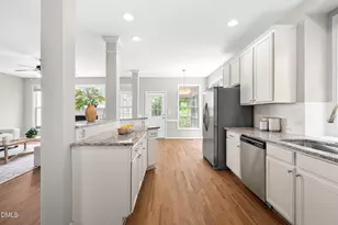 102 Mintawood Ct, Cary, NC 27519 - Photo 18