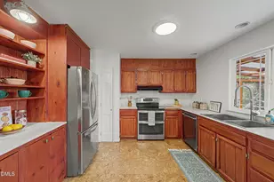 508 Yorktown Dr, Chapel Hill, NC 27516 - Photo 10