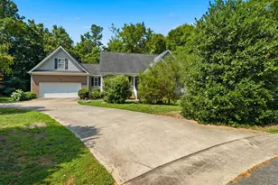 3607 Old Farm Ct, Graham, NC 27253 - Photo 2