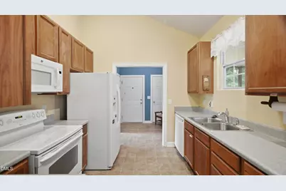 3607 Old Farm Court, Graham, NC 27253 - Photo 14