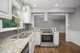 1000 Black Oak Ct, Apex, NC 27502 - Photo 10