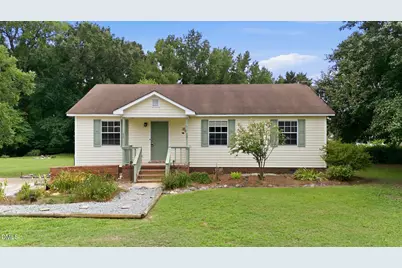 3805 Manor Drive, Clayton, NC 27520 - Photo 2
