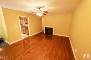 4 Winterberry Way, Chapel Hill, NC 27516 - Photo 6